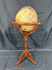 lot 352 image: Vintage Wooden Globe on Stand with Intricate World Map