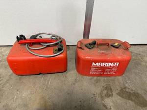 lot 470 image: Set of 2 Portable Marine Fuel Tanks with Hoses