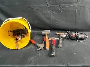 lot 474 image: Collection of Hand Tools with RotoZip Spiral Saw