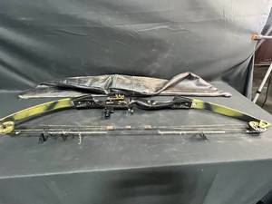 lot 477 image: Jennings Compound Bow Proline Sight with Case