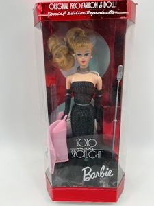 lot 97 image: Special Edition 1960 Solo in the Spotlight Barbie Doll - Blonde