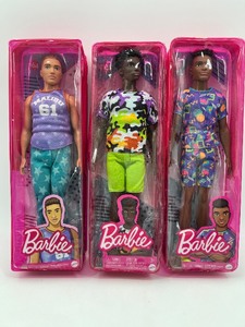 lot 163 image: Set of 3 Barbie Ken Fashionistas Dolls
