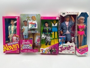 lot 194 image: Collection of 5 Barbie and Friends Dolls in Original Packaging