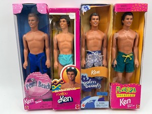 lot 202 image: Set of 4 Vintage Ken Dolls Pearl Beach, Malibu, Palm Beach, Florida Vacation
