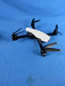lot 102 image: CIS-Associates G05 2.7MP Wi-Fi Camera Foldable GPS Quadcopter Drone