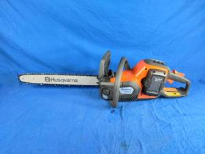 lot 125 image: Husqvarna Power Axe 18 350i 40V Electric Chainsaw