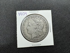 1904 Mid Grade Morgan Dollar