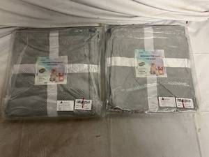 2 Reuseable Pee Pads for Dogs 65 x 48