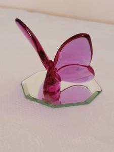 lot 110 image: Delicate Pink Baccarat Butterfly Figurine