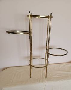 lot 57 image: Hollywood Regency Golden Bamboo 3 Plate Plant Stand