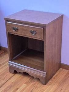lot 247 image: Classic Bedside Table