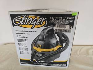 lot 232 image: Stinger 2.5gal. Shop Vacuum - WD2025