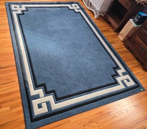 lot 229 image: Sears Marrasheen Frieze Area Rug - Blue - 66 x 93