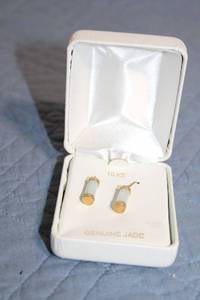 lot 27 image: 10KT Gold Genuine Jade Earrings in Original Box
