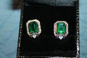 lot 32 image: Pair of GoldCoast Emerald Earrings in Black Box
