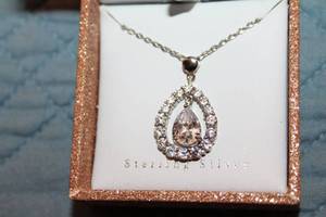 lot 39 image: Sterling Silver Teardrop Pendant Necklace with Gift Box