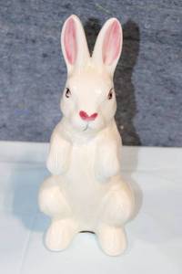 lot 67 image: Porcelain Rabbit Figurine with Textured Finish