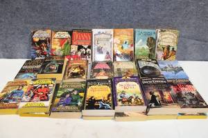 lot 71 image: Collection of 27 Sci-Fi and Fantasy Paperback Books