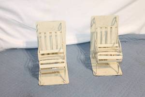 lot 149 image: Pair of Vintage Metal Dollhouse Garden Chairs