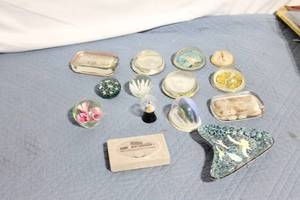 lot 167 image: Collection of 12 Glass Paperweights with Various Designs