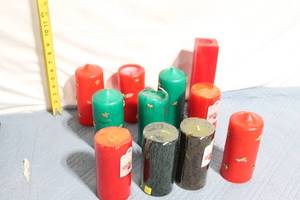 lot 177 image: Set of 12 Decorative Scented Pillar Candles