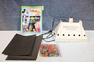 lot A-218 image: Vintage Disney Lite-Brite Set with Refill Sheets and Colored Pegs