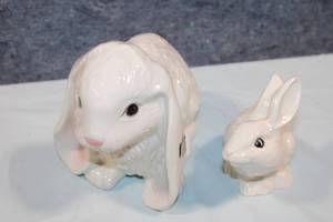 lot 221 image: Set of 2 White Ceramic Bunny Figurines