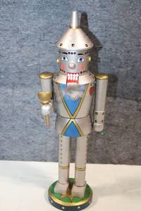 lot 238 image: Detailed Tin Man Nutcracker with Gold Accents