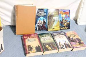 lot 264 image: Collection of 9 Science Fiction and Fantasy Paperbacks