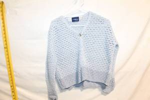 lot 274 image: Liz Claiborne Lizsport Womens Light Blue Knit Cardigan - Medium
