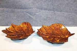 lot 305 image: Pair of Autumn Leaf Shaped Decorative Bowls