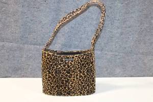 lot 334 image: Kate Spade Leopard Print Shoulder Bag