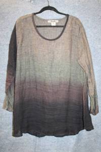 lot 361 image: Flax Medium Linen Long Sleeve Gradient Top