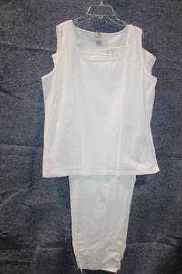 lot 364 image: Sigrid Olsen Womens 2-Piece White Top and Pants Set 1X & 16W