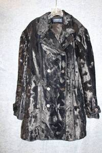 lot 380 image: Liz Claiborne Lizsport Black Faux Fur Double-Breasted Coat