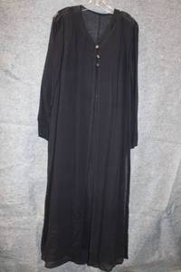 lot 382 image: Dana Buchman Black Long Sleeve Dress with V-neck, Size 10