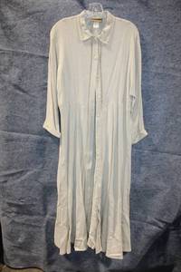 lot 419 image: Jigsaw Medium Checkered Long Dress