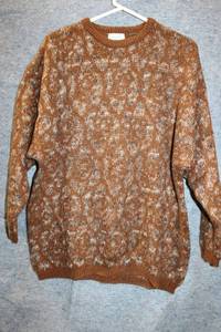 lot 426 image: Vintage Benetton Wool Sweater in Brown Pattern