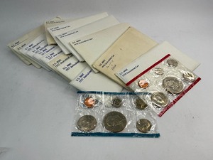 15x Mint Sets from 1977-1978