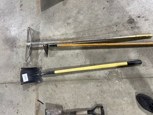 SHOVEL, HOE, & RACK