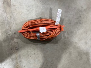 75 FT EXTENSION CORD W HOLDER