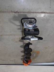 JUFFY 8  ICE AUGER