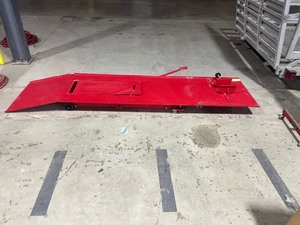 1,000 LBS HYDRAULIC FOOT PUMP MOTORCYCLE LIFT WITH REMOVABLE PLATE