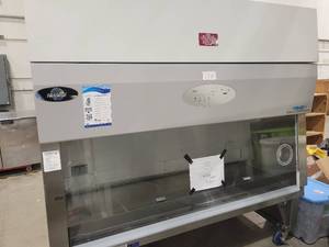 lot 6 image: Nuaire Biosafety Cabinet (539050) UntestedAs Is