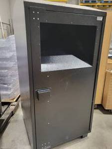 lot 10 image: Metal Drop Off Box (539366) Does Not Have LockKey