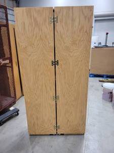 lot 17 image: Foldable Cabinet (534636)