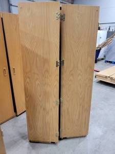 lot 18 image: Foldable Cabinet (539969)