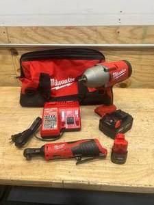 lot 2 image: MILWAUKEE 2663-22R M18 12 IMPACT WRENCH - M12 38 RATCHET COMBO KIT - C360
