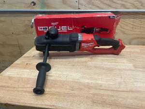 lot 7 image: MILWAUKEE 2811-20 M18 FUEL 18V Lithium-Ion Brushless Cordless GEN 2 SUPER HAWG 716 in. Right Angle Drill (Tool-Only) - C429