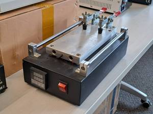lot 14 image: LCD Screen Separator Machine